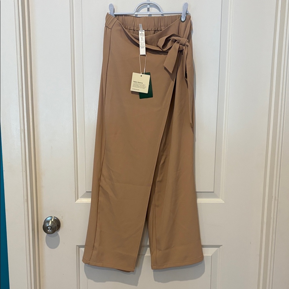 NWT- HALARA Tan Wide-Leg Wrap Pants, SP